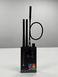 Dispositivo di Sicurezza Rilevatore AI TSCM Anti-Scanner per Segnali Telefonici, Telecamere Wireless, Localizzatori GPS Micro e Dispositivi di Ascolto Spia - Product Image 5