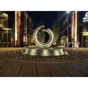 Grande sculpture animale en résine de 21 m, forme irrégulière, faite à la main, moulée, à poser au sol, design artistique contemporain pour extérieur - Product Image 3
