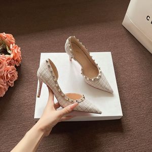 Novedad Otoño 2025: Zapatos de tacón de aguja negros para mujer, sin cordones, con punta, peep toe, corte bajo lateral, tacón de 8 cm y hebilla. - Product Image 1