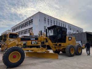 รถเกรดเดอร์ Caterpillar 140K ของแท้ สภาพดีเยี่ยม อุปกรณ์ที่เชื่อถือได้สำหรับงานปรับพื้นผิวถนนในเหมืองหินและงานดินดิบ - Product Image 4