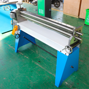 Machine de roulage électrique spécialisée pour tuyaux et plaques, pour la formage circulaire du métal et la fabrication de conduites - Product Image 5
