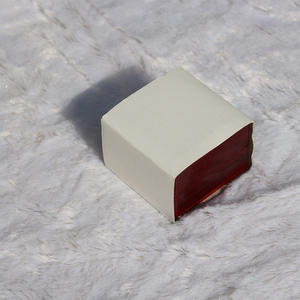 木製チャンピオンリングボックス高級チャンピオンリングディスプレイボックス工場価格 - Product Image 6