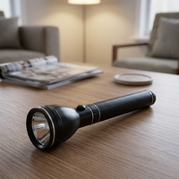 Lampe torche LED longue portée en aluminium, étanche IP66, rechargeable par USB, haute puissance, faisceau réglable, sécurité, autodéfense