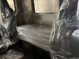 Camión Volquete Marca Sinotruk HOWO 6x4, Remolque de 30-40 Metros Cúbicos, Camión Volquete de 12/10 Ruedas - Product Image 4