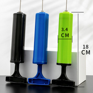 Mini pompe à air manuelle avec logo personnalisé, avec aiguilles et buses, matériaux PP PVC acier, ballons de <span class=keywords><strong>basket</strong></span>, ballons de <span class=keywords><strong>volley</strong></span>-ball, ballons de football - Product Image 2