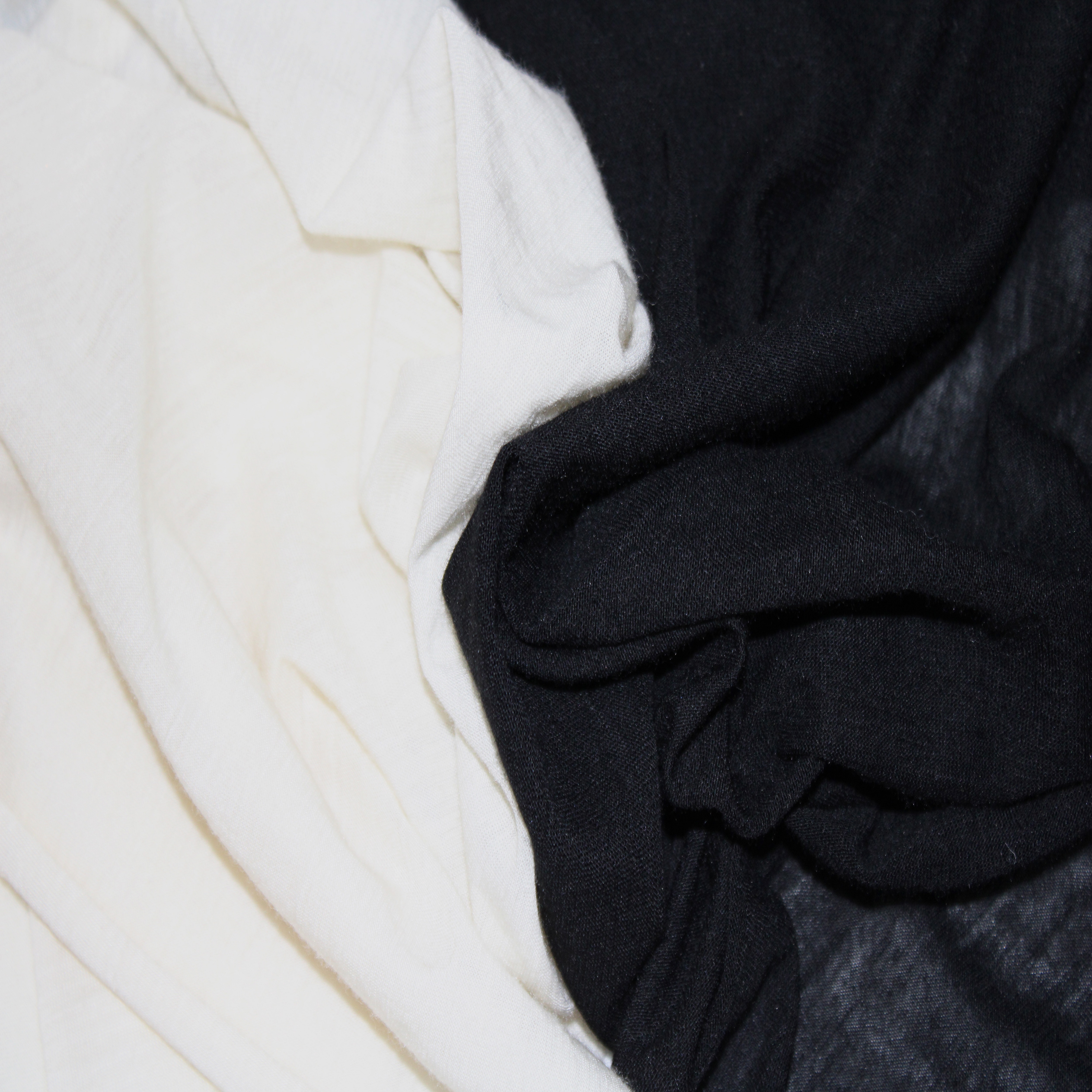 Summer Best Choice Factory Price Light Weight Breathable Soft White Black Yarn Dyed Modal Bamboo Fiber Knit Fabric for Dress
