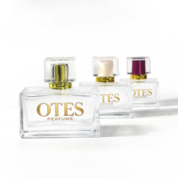Vente du fabricant, flacon de parfum en verre rectangulaire unique et luxueux, vaporisateur de parfum plat transparent, 30 ml, 50 ml, 100 ml