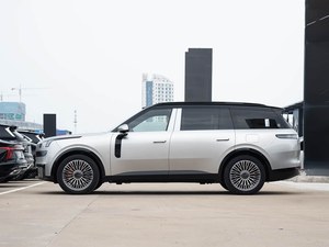 Lynk&Co 900 2025 SUV PHEV ad Alte Prestazioni, 5 Porte, 6 Posti, 4WD, Vendite Elevate, Miglior Prezzo, Ampio Spazio per Uso Familiare - Product Image 2