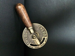 Robinet de purge de <span class=keywords><strong>radiateur</strong></span> manuel élégant pour usage domestique, contrôle du bois, solution de conception graphique Caldo Freddo - Product Image 4