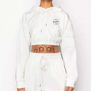 Nueva moda logotipo personalizado chándal Crop Tops sudaderas con capucha y Jogger espalda descubierta chándal conjunto mujeres blanco chándales Fitness gimnasio conjunto - Product Image 6