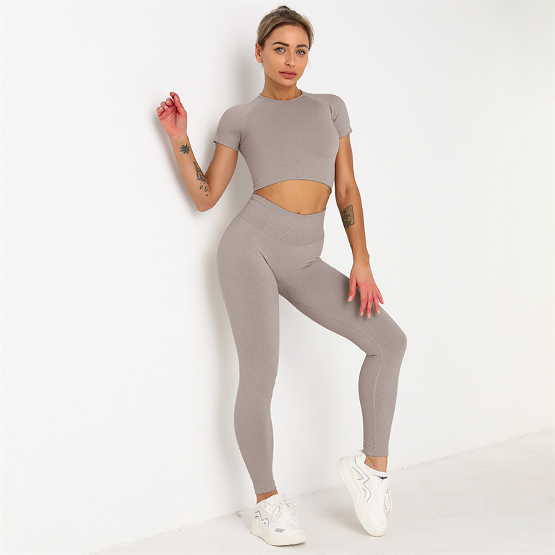 9 colors Fashion Modern Breathable Workout Clothing Women Active Wear Yoga Set hygroscopic Hot Sale