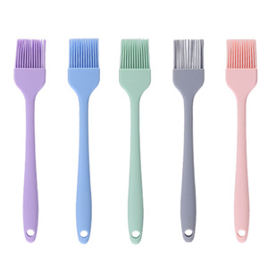 Silicone Oil Brush One Piece Basting Brush For Baking And <b>BBQ</b> Durable Non Stick Cooking Tool - Product Image 3