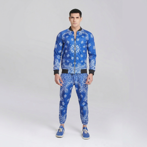 Conjunto Deportivo de Lujo Ecológico 2 en 1 para Hombre, con Capucha, de Poliéster, con Estampado Paisley y Animal/Puntos, Cierre con Cordón Ajustable - Product Image 1