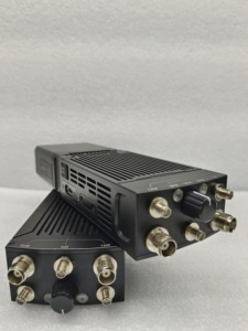 ตัวรับสัญญาณวิดีโอตาข่ายความถี่สูง XK-V104TE FHSS Hopping <span class=keywords><strong>MIMO</strong></span> อลูมิเนียมอัลลอยผ่านการรับรอง CE - Product Image 2