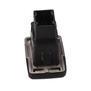 735547937 Remplacement de la prise de lecteur multimédia USB AUX compatible avec Fiat 500 Panda <span class=keywords><strong>Punto</strong></span> <span class=keywords><strong>Evo</strong></span> <span class=keywords><strong>Abarth</strong></span> 2007-2018 Pièces automobiles - Product Image 4