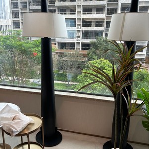 Lampadaire de style nordique rétro, source de lumière LED, commande par interrupteur, éclairage décoratif pour la maison, la chambre à coucher et le salon - Product Image 1