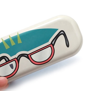 Bán Sỉ Nhà Máy Thiết Kế Trẻ Em Hộp Đựng Ống Kính Quang Học Hộp Đựng Kính Mắt Tùy Chỉnh Hộp Đựng Kính Dễ Thương - Product Image 4