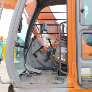 Excavadora de cadenas Hitachi ZX125US usada a bajo precio, sin cola, pintura original, bajo consumo de combustible, para exportación global - Product Image 5