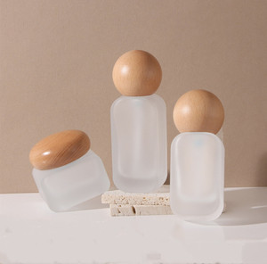 Ensemble de flacons cosmétiques en verre avec logo personnalisé, finition mate, 20 ml, 50 ml, 120 ml, flacon pompe givré de luxe, pot à crème, couvercle en bois massif - Product Image 2