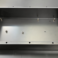 Pièces d'emboutissage sur mesure en tôle, persiennes poinçonnées CNC, acier galvanisé, acier inoxydable, aluminium, usine OEM ODM