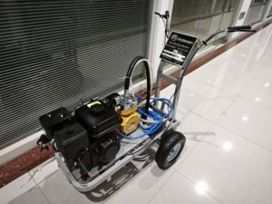 Canada Hot Bán một-dòng phun đường dòng đánh dấu máy cho bóng đá lĩnh vực mới với đáng tin cậy máy bơm và động cơ - Product Image 6