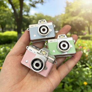 Mini caméra numérique à clapet populaire <span class=keywords><strong>en</strong></span> <span class=keywords><strong>ligne</strong></span>, 720P, 48MP, CCD, caméra <span class=keywords><strong>vidéo</strong></span> rétro avec écran de 1,47 pouce et lampe torche - Product Image 1