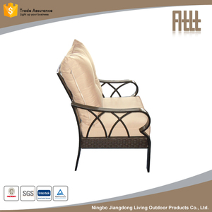 Juego de sofá de metal <span class=keywords><strong>para</strong></span> muebles de exterior de aluminio fundido con mesa de té de vidrio y cojines impermeables <span class=keywords><strong>Asientos</strong></span> de patio duraderos <span class=keywords><strong>para</strong></span> jardín - Product Image 4