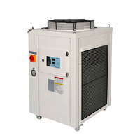 Refroidisseur d'eau industriel compact QUANG QGWL-2000W 220V 50HZ à contrôle de basse température pour machine de soudage laser à fibre