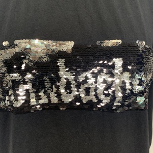 Maglietta di design con <span class=keywords><strong>paillettes</strong></span> lucenti reversibili di alta qualità cambio nero 2 vie <span class=keywords><strong>paillettes</strong></span> lettera camicie estive divertenti per le donne - Product Image 4