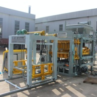 Machine à blocs hydraulique QT4-15 pour matériaux de construction