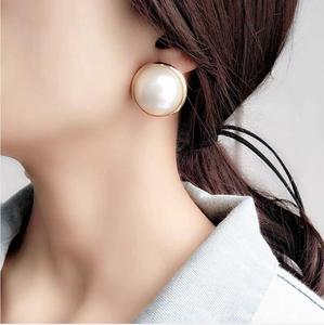 Tendencias de Moda, Pendientes de Perlas Grandes de Plata de Ley S925 de 2 cm, Nuevo Éxito de Ventas, Pendientes de Perlas Coreanas Nuevos de <span class=keywords><strong>2022</strong></span>, Pendientes de Botón para Chicas - Product Image 3