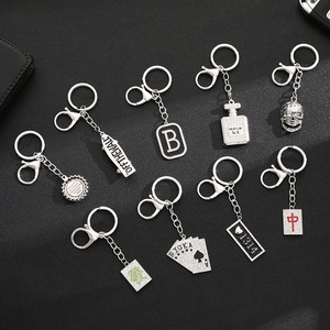Personalidad creativa oso conejo Animal llavero completo diamante tormenta violento colgante duradero titanio acero dibujos animados Metal - Product Image 1