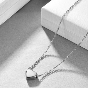 Collier double couche avec pendentif en forme de cœur plaqué or 18 carats et sertissage de diamants pour femme, bijou cadeau - Product Image 3