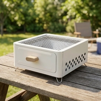 Barbecue au charbon de bois portable en fer moderne pour le camping et l'extérieur