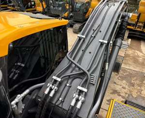 Excavatrice sur chenilles Volvo EC380DL d'occasion, modèle 2023, 38 tonnes, puissance 215 kW, godet de 1,9 m, bon état, machine prête pour inspection vidéo - Product Image 4