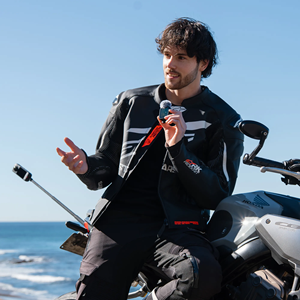 Control Remoto con GPS Insta360 para Insta 360 Ace/Ace Pro, Accesorios Originales - Product Image 6
