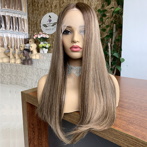 Gratis Pengiriman Wig Renda Depan Pirang Kepang Panjang dengan Akar Gelap - Product Image 1
