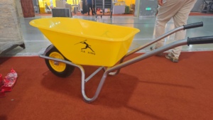 Carriola da Giardino in Metallo Resistente con Ruota Solida per Uso Edile e Agricolo - Product Image 5