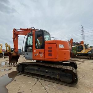 Excavadora Usada Hitachi ZX135 de 13.5 Toneladas en Buen Estado de Funcionamiento, Lista para Trabajar - Product Image 6