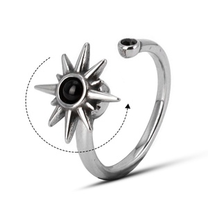 Anillos Ajustables Impermeables de Acero Inoxidable 316L con Brújula Solar, Joyería Náutica Vintage con Piedra Negra para Hombre y Mujer - Product Image 1