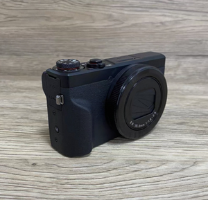 Appareil photo numérique compact PowerShot G7 X Mark III Noir Modèle G7X - Product Image 2