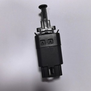 Interruptor de luz de freno 1725286 para Geely Boyue Binrui 2016 12V, pieza de repuesto - Product Image 3