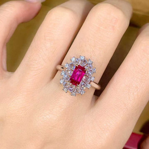 Bague halo en rubis rectangulaire non chauffé SGARIT, or 18 carats, 24 diamants, bijou de déclaration pour femme, pierre précieuse rouge vif. - Product Image 5