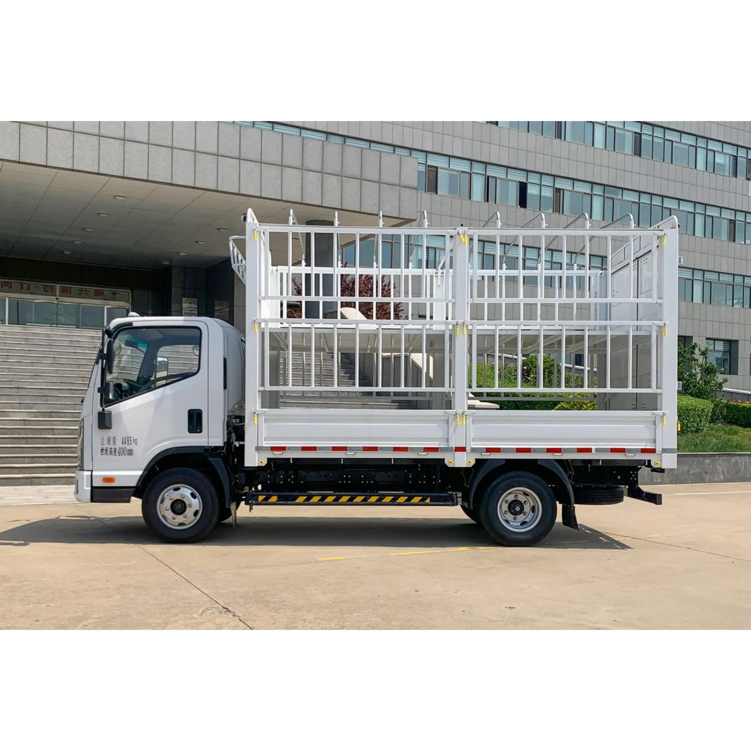 Truk kargo tipe vans cargo diesel ringan 4ton 5ton 6ton kabin tunggal 4x2 truk truk Foton bekas truk kargo