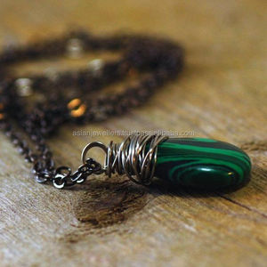 Collar con colgante de piedras preciosas de malaquita de plata esterlina 925 indio hecho a mano con colgantes de oro Vermeil Charm - Product Image 2