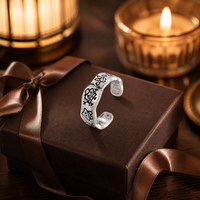 Bague ouverte ajustable gravée style graffiti vintage, plaqué argent antique, motif rétro, bijou de mode pour femme, base en cuivre