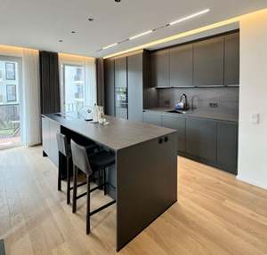 Juegos de Muebles de Cocina con Acabado Elegante, Almacenamiento Ajustable y Construcción Duradera para un Uso Prolongado - Product Image 1