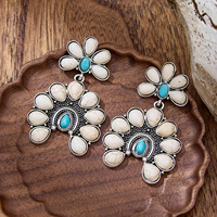 Boucles d'oreilles pendantes en turquoise style western, motif fleur de squash et fer à cheval, cadeau d'anniversaire de décembre pour femme cowgirl
