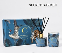 Großhandel Luxus-Heimdekor Reed-Diffusor-Set aus Sojawachs Duftkerze & Aromatherapie-Geschenkbox mit Stäbchenmuster-Design
