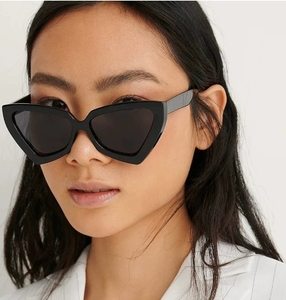 Women's New <b>Large</b> <b>Frame</b> Retro Sunglasses Popular Online Fashionable UV Resistant Street Photography Glasses Wholesale - Product Image 3